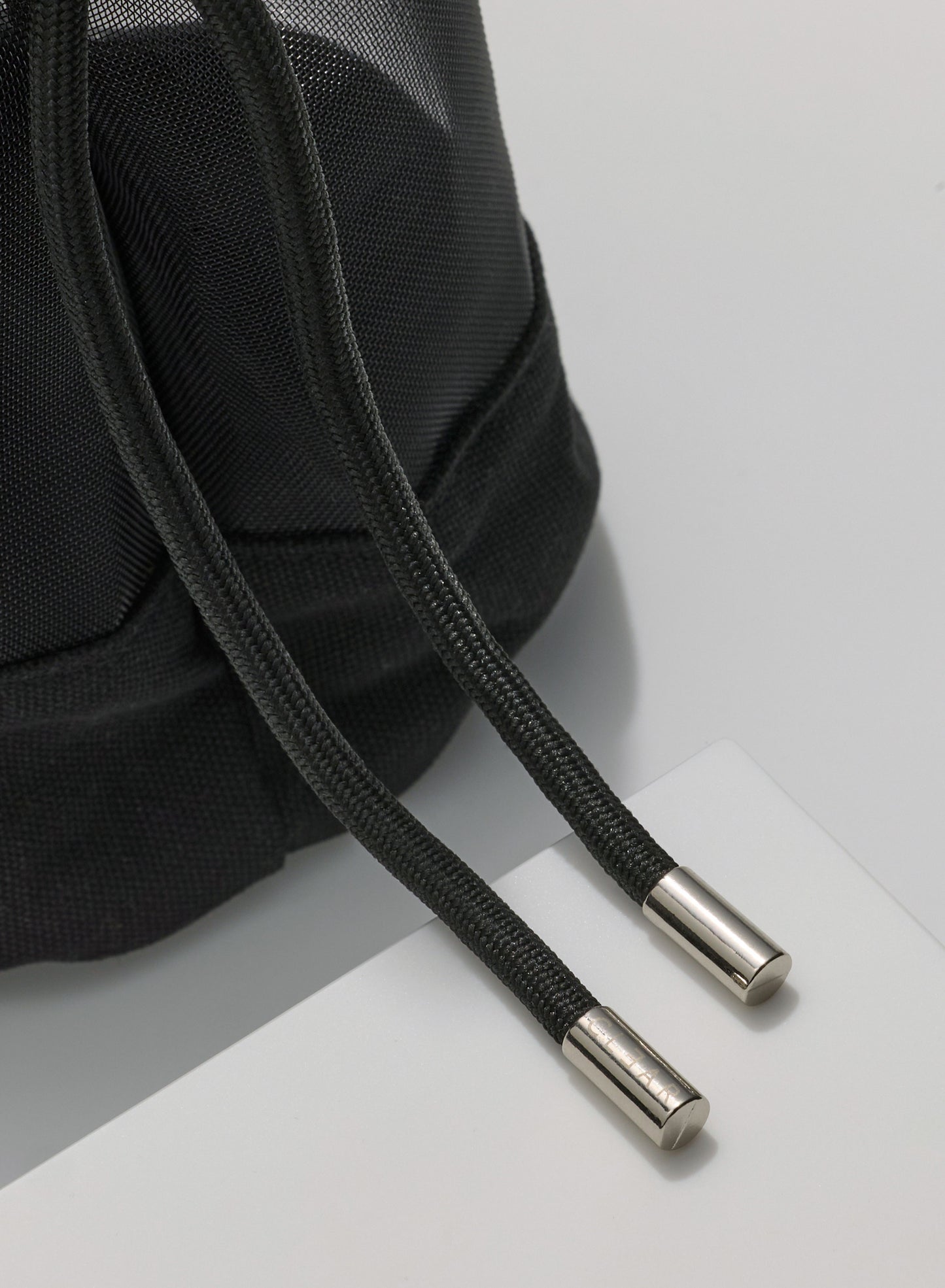 THE MESH BUCKET BAG
