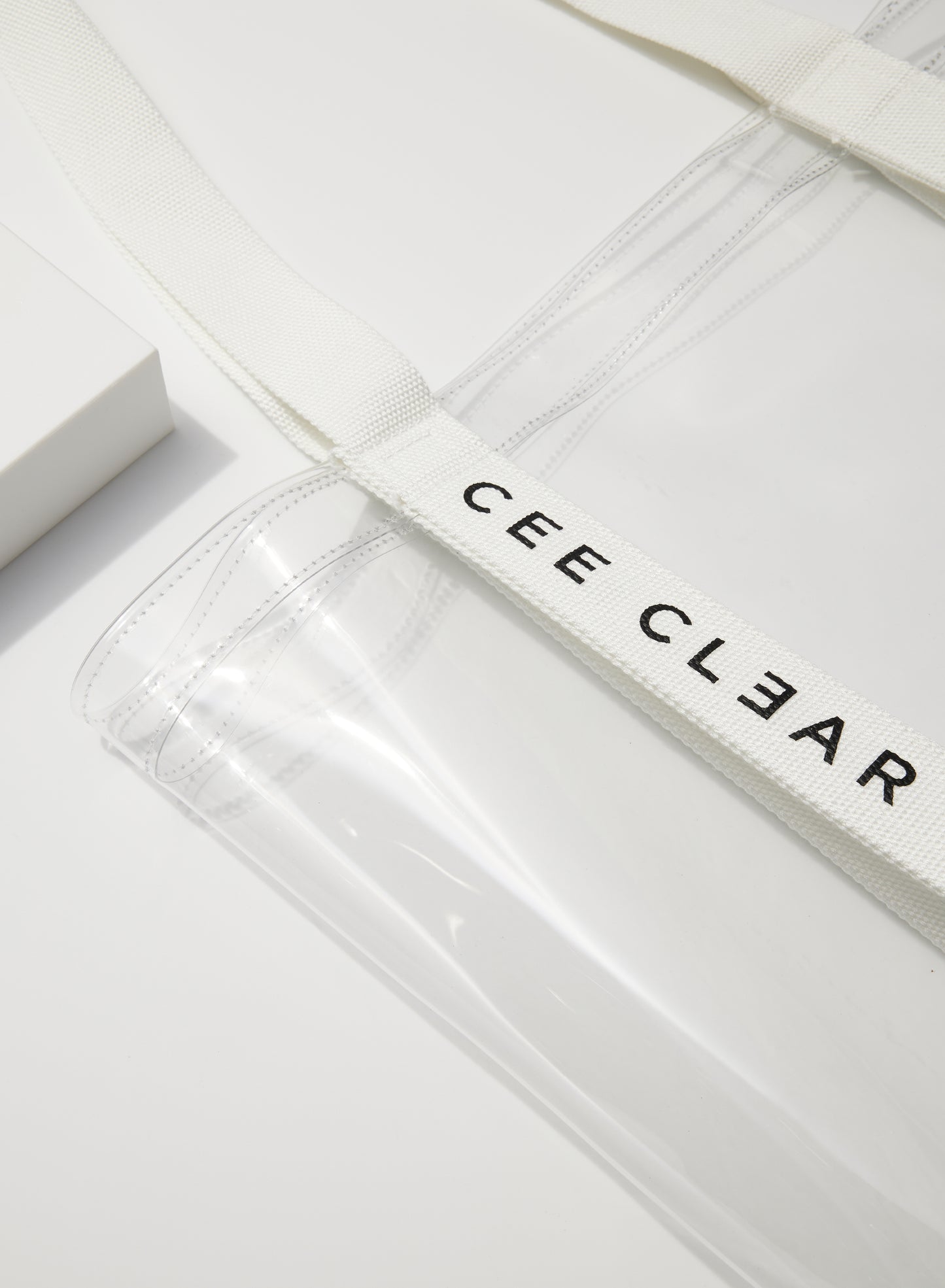 CLEAR TOTE BAG
