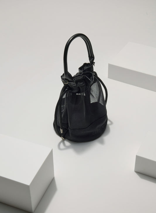 THE MESH BUCKET BAG